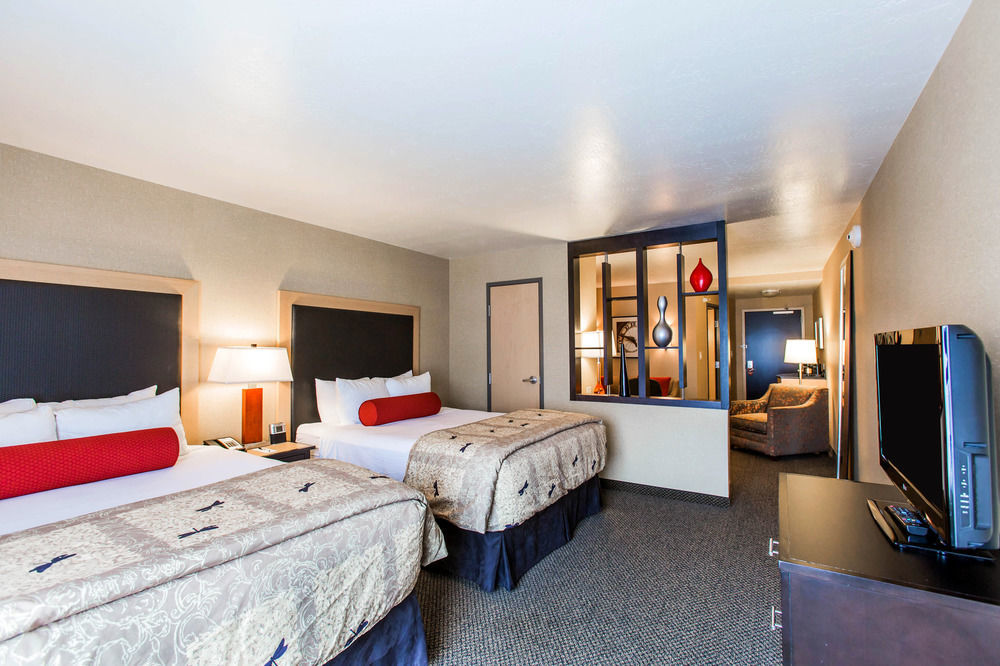 Springhill Suites By Marriott Roanoke Exterior photo