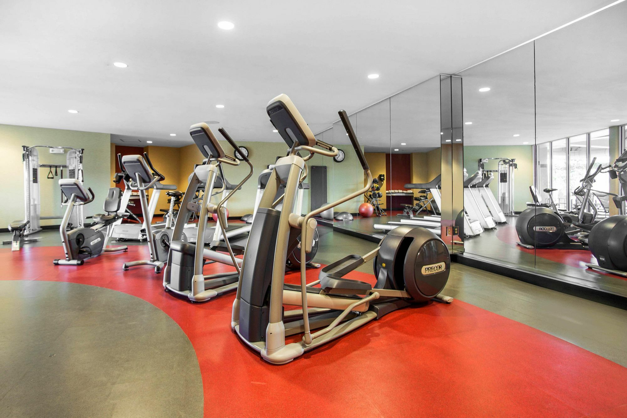 Springhill Suites By Marriott Roanoke Exterior photo