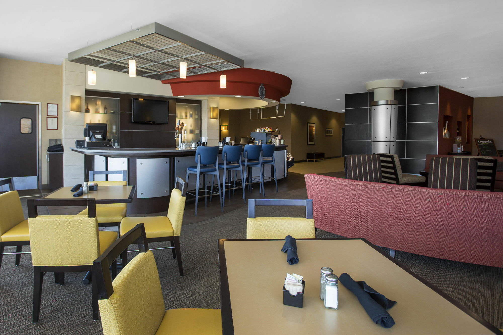 Springhill Suites By Marriott Roanoke Exterior photo